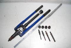 Zange für Blindnietmuttern 