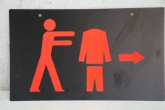 Hinweis Schild: Kleiderabgabe 