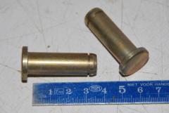 Bolzen mit Kopf und Rille 