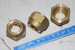 Mutter, Rohranschluss 