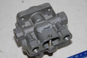 Mehrkreisschutzventil, WABCO 9347 140 100 