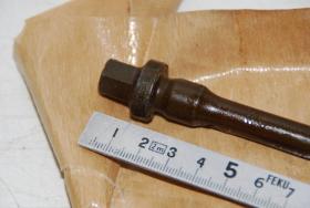 Dehnschraube, Zylinderkopfschraube 