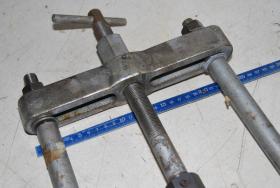 Auszieher, Ausziehvorrichtung 