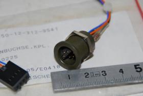 Buchse mit Kabelbaum 