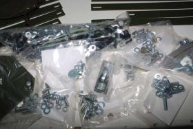 Teilesatz Befestigung elektronisches Gerät 