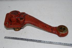 Spurstangenhebel Magirus Deutz 