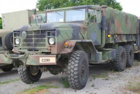 AM-General M925 