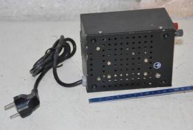 Stromversorgungsgerät 220V / 13,8V- 