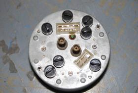 Kombiinstrument mit Tankuhr, Öldruckanzeige etc. 