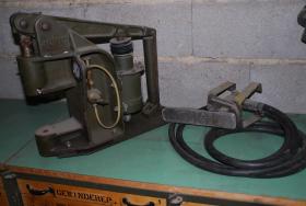 Pneumatische Nietpresse Jurid 