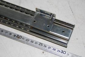 Satz stabile Gleitschiene, Kugelgelagert 