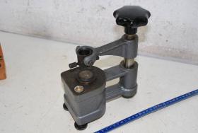 Härteprüfer, Sklerograf 