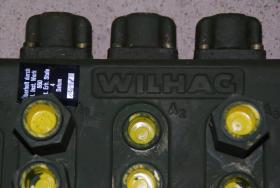 4-fach Hydraulik Steuerventil WILHAG 