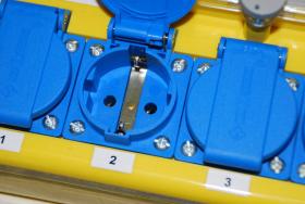 Steckdosenkoffer, 5x 230V, Binz Ambulance 