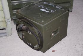 Stromversorgungsgerät 220V / 115V 
