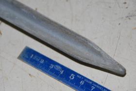 Sehr stabiler Hering, Erdnagel 