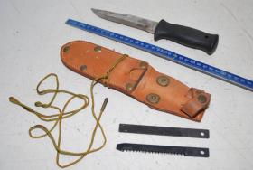 Fahrtenmesser mit Feile u. Säge 