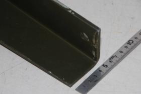 Halter, Haltewinkel, Strebe für Kotflügel 