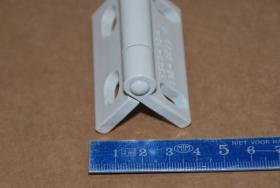 Stabiler Scharnier aus 5 mm Stahlblech 