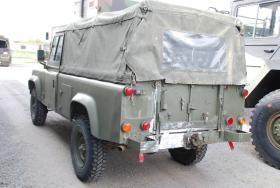 Land Rover 110 LHD zum Restaurieren 