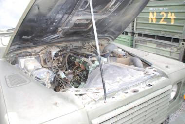 Land Rover 110 LHD zum Restaurieren 