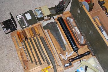 Werkstattausstattung Kfz u. Waffen Inst. 