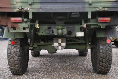 Unimog U 1300 L 2t Pritsche 