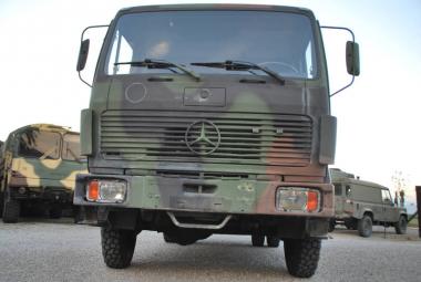 Mercedes 1017 A 4x4 